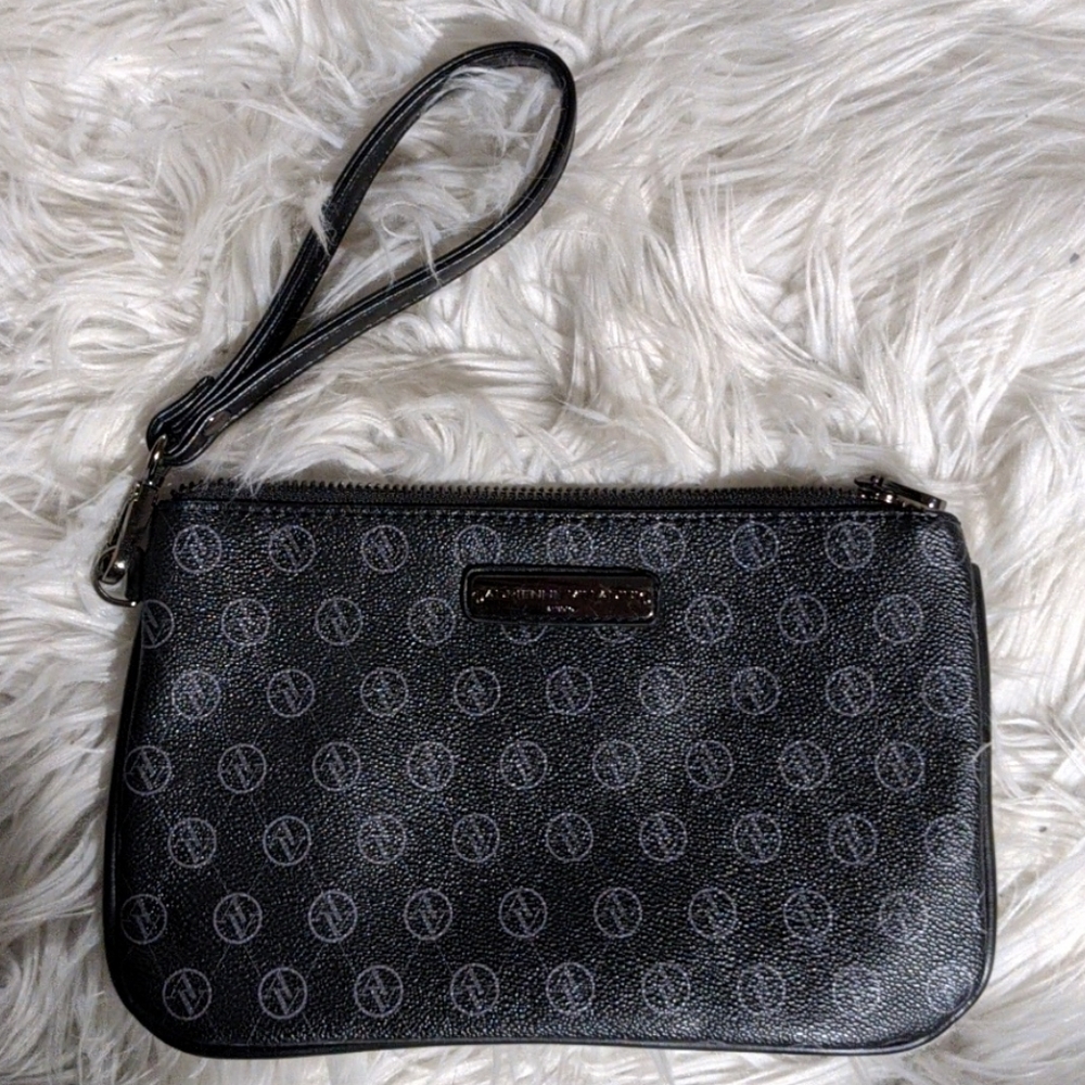 Pouch